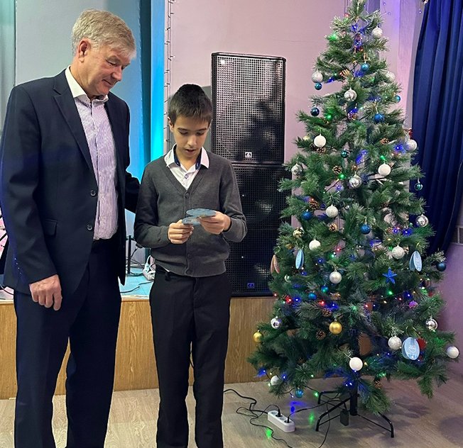 Представители национальных диаспор и религиозных конфессий присоединились к акции «Ёлка желаний»