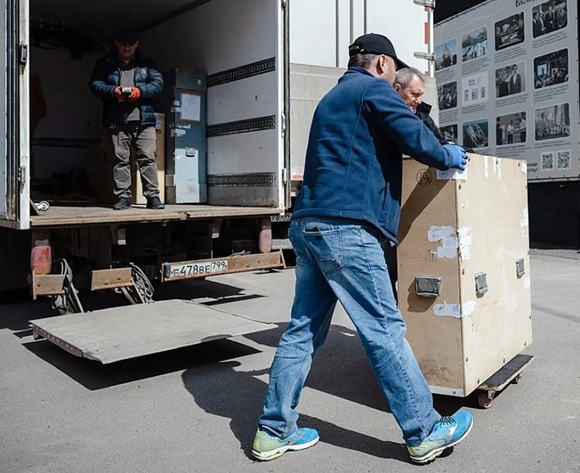 В Курск привезли более 150 уникальных экспонатов для выставки о защитниках Отечества