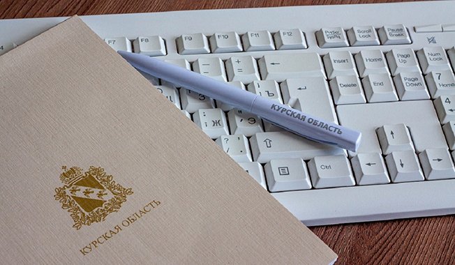 Управленцев из Курской области и других регионов впервые проверили тематическим диктантом